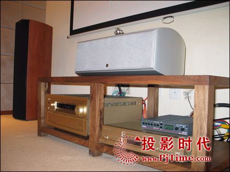 獨(dú)愛(ài)大屏 用巴可三槍組建家庭影院