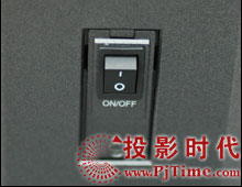 夏新LC-37HWTUP液晶電視外觀之背部和底座