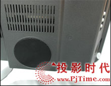 夏新LC-37HWTUP液晶電視外觀之背部和底座