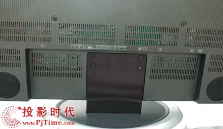 夏新LC-37HWTUP液晶電視外觀之背部和底座