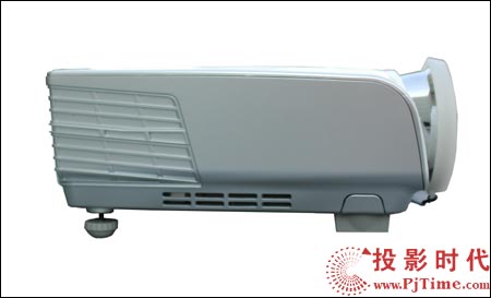 奧圖碼(OPTOMA)HD72投影機外觀和配件