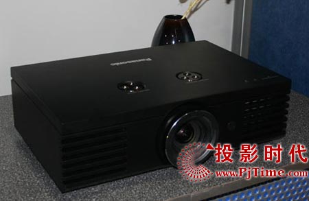 PT-AE1000ͶӰC