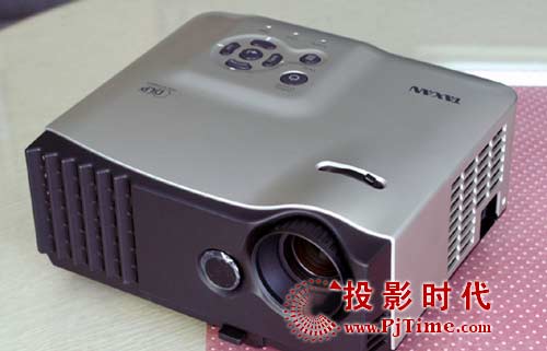 TAXAN U6-232ͶӰC