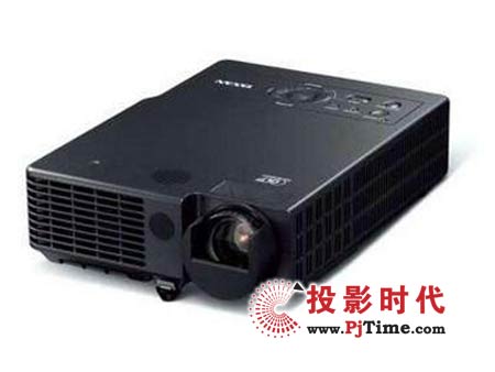 加賀電子展示了TAXAN PS系列投影產(chǎn)品KG-PS2120、KG-PS2125