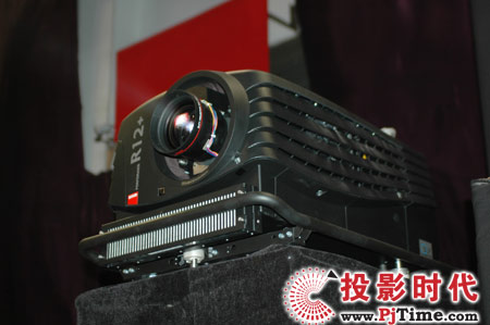 еSLM R12+ͶӰC
