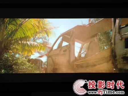 c(din)Ŵʾ(chung)cinetron HD-900 LCOSͶӰC(j){(ln)Ч