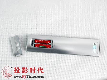 TCL L42E9FR液晶電視附件和遙控器