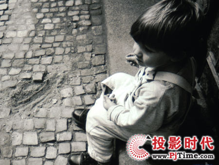 點(diǎn)擊放大，宏碁XGA商務(wù)投影機(jī)X1260圖片播放效果