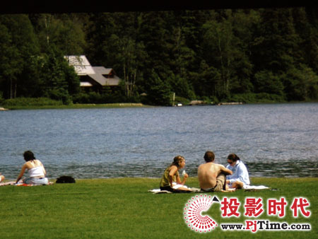 點(diǎn)擊放大，宏碁X1260 XGA商務(wù)投影機(jī)電腦視頻效果
