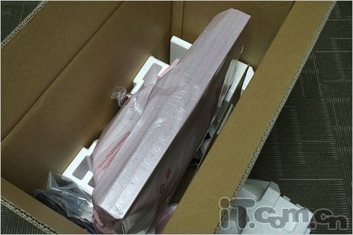 EIZO (藝卓) FlexScan S2231W 評測 review EIZO (藝卓) FlexScan S2231W 評測 review