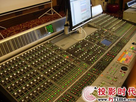 ICON D-Control ES大型數字調音臺