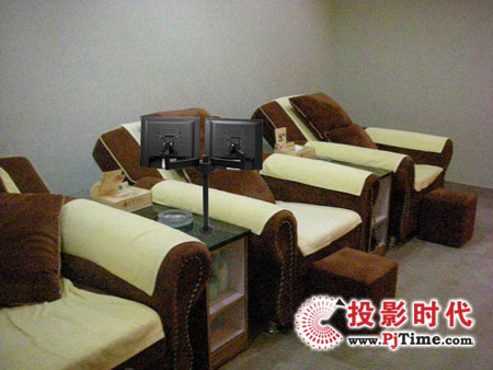多屏幕雙人VIP影視系統