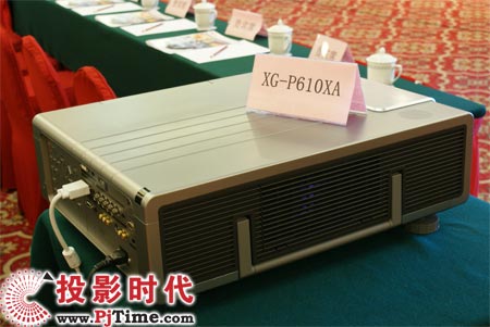 夏普XG-P610XA投影機