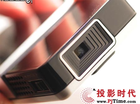 Optoma֙C(j)ͶӰC(j) PK-101^(x)p2