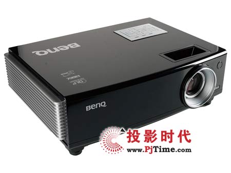 明基SP830投影機