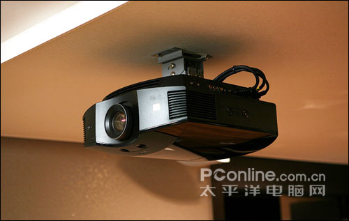 索尼1080P SXRD投影機VPL-HW10