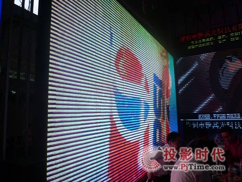 雅其光LED顯示屏亮相北京國際音響展
