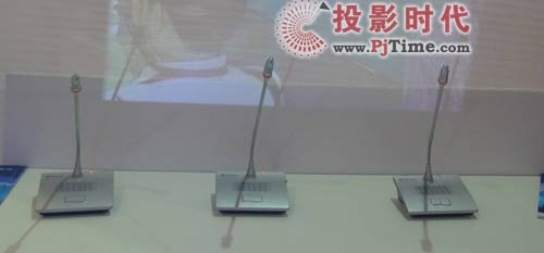 PALM 2009:力卡展無線會議系統和麥克風
