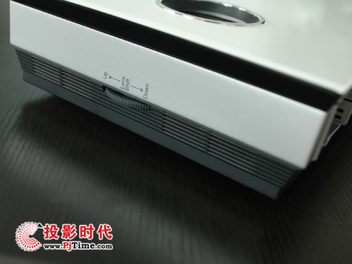 AN110W̄ͶӰC^