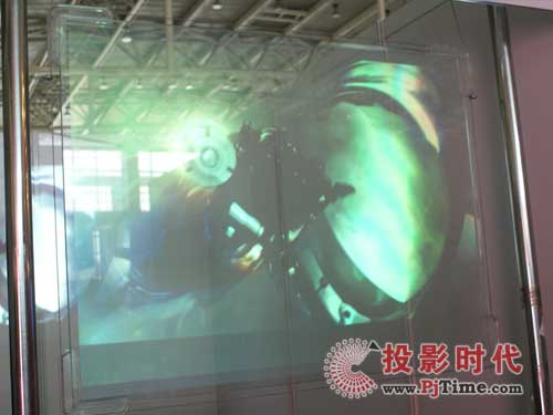 嘉視動(dòng)感全息屏幕亮相第8屆大屏幕展