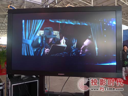 牡丹電子LED平和超大電視亮相大屏展