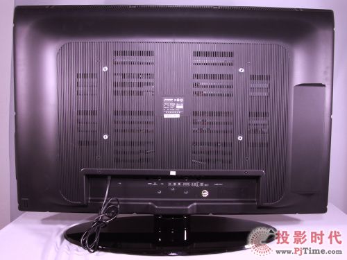 清華同方LC-42B88液晶電視：外觀及細節賞析