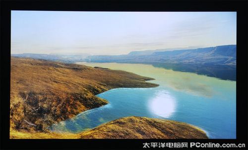 奧圖碼HD82影院級1080P投影機(jī)評測