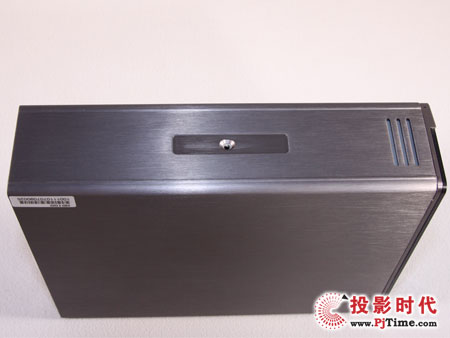 WҕHD100Wj岥řC