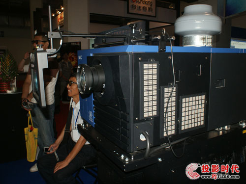 NECBIRTV2009 չʾ3Dּg