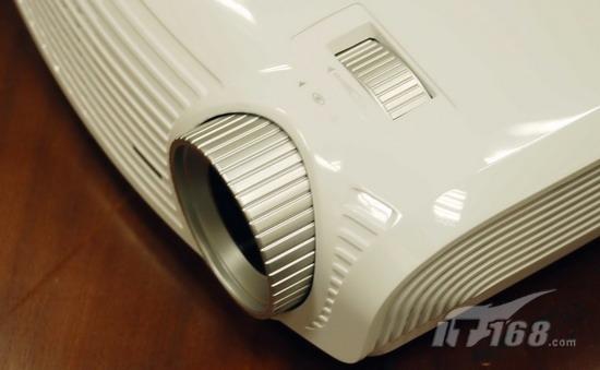 萬(wàn)元1080P投影機(jī) 奧圖碼HD20試用