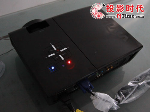 麗訊D930TX短焦投影機評測