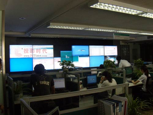 NEC X461UN“入駐”北京某銀行
