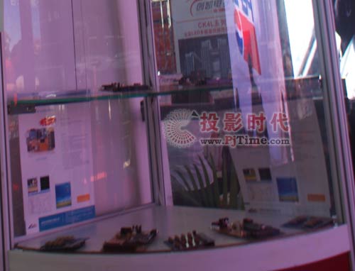 流明電子AniView2000條屏卡、AniView1000精簡卡
