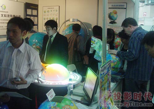 普天文科技驚艷第58屆中國教學儀器設備展