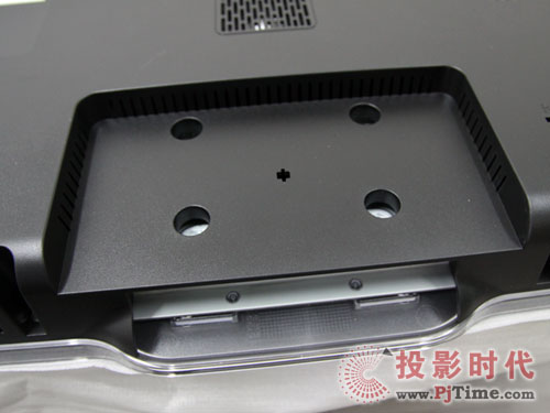 平民版流光溢彩飛利浦42PFL6609/93液晶電視評測附件和細節(jié)