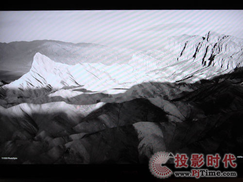 平民版流光溢彩飛利浦42PFL6609/93液晶電視評測色彩和對比度測試