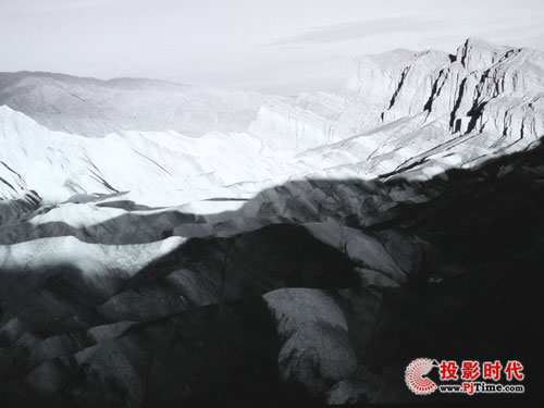 主流式超越 宏碁S5200短焦投影機(jī)評(píng)測(cè)