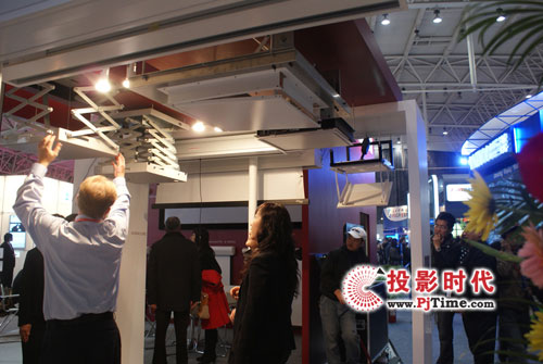 Draper(帝屏)投影屏幕亮相Infocomm2009