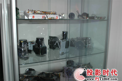 達亮電子公司積極參與InfoComm盛會