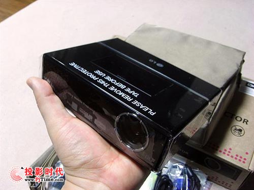 LGµɿ HS102GȳͶӰCDp