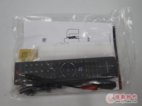 創(chuàng)維42LED10液晶電視:創(chuàng)維42LED10液晶電視:附件及接口介紹解析