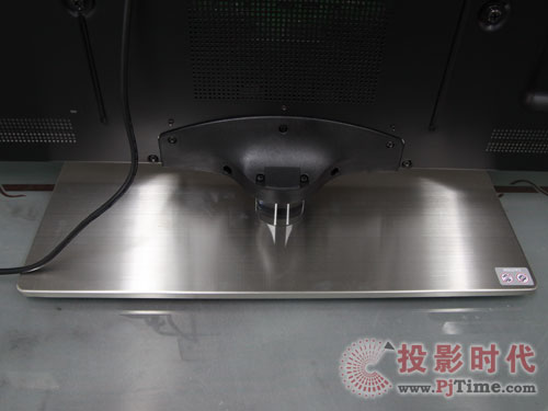 LED水晶 詳評三星液晶電視UA55B8000外觀賞析