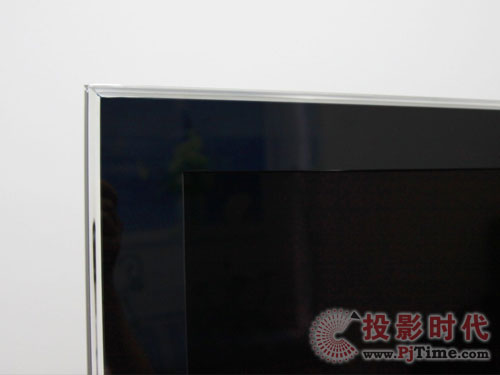 LED水晶 詳評三星液晶電視UA55B8000外觀賞析