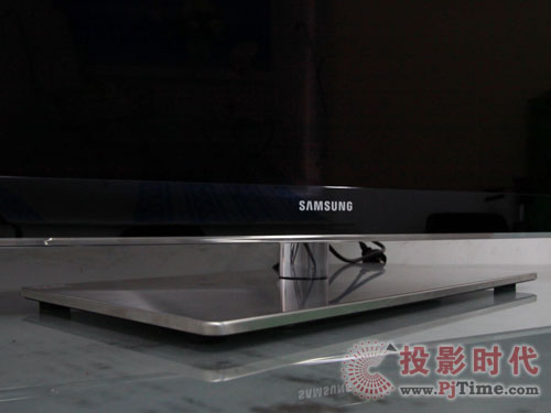 LED水晶 詳評三星液晶電視UA55B8000外觀賞析