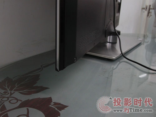 LED水晶 詳評三星液晶電視UA55B8000外觀賞析