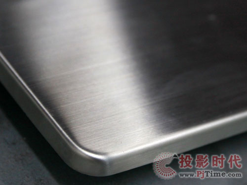 LED水晶 詳評三星液晶電視UA55B8000外觀賞析