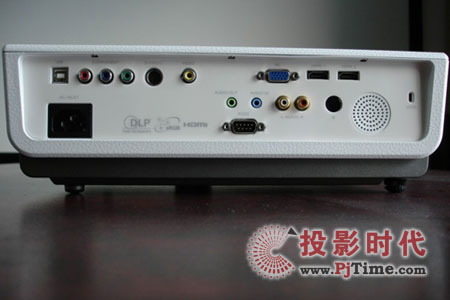 不僅僅是吸引，明基經典家用機W1000