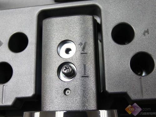 索尼KDL-46HX700更多外觀細(xì)節(jié)