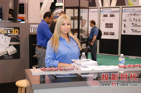 Ůu InfoComm 2010L