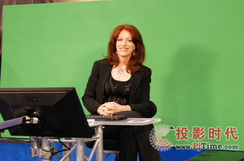 Ůu InfoComm 2010L